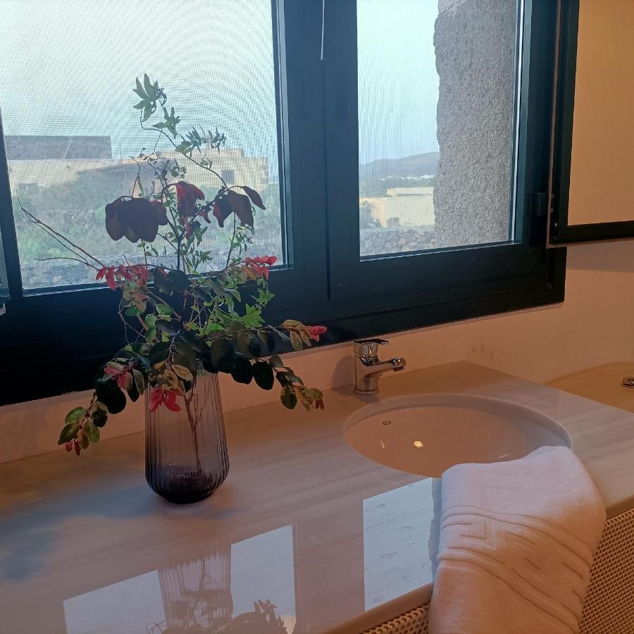 Casa "Entre Vinedos" En Masdache Villa Tías Buitenkant foto