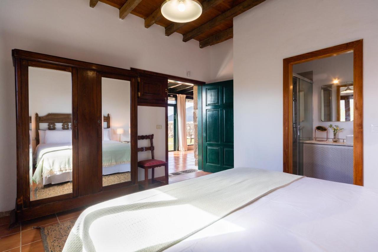Casa "Entre Vinedos" En Masdache Villa Tías Buitenkant foto