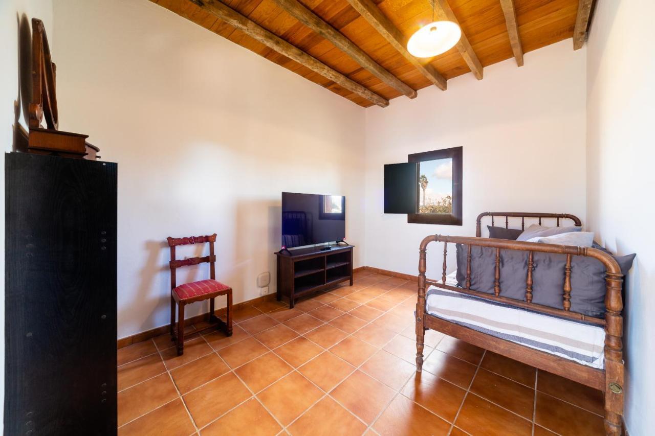 Casa "Entre Vinedos" En Masdache Villa Tías Buitenkant foto